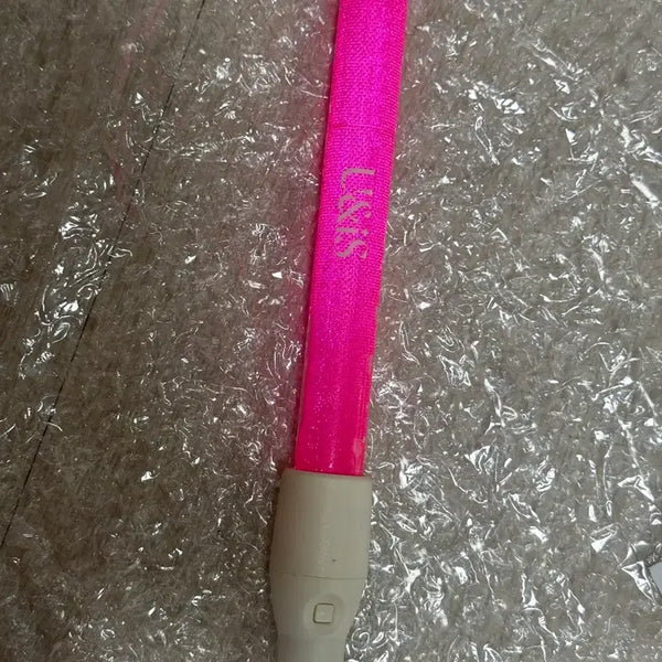 [BUNJANG] UNIQ 'EMBONG' Temporary Lightstick / 유니스 공방 임시 응원봉 양도