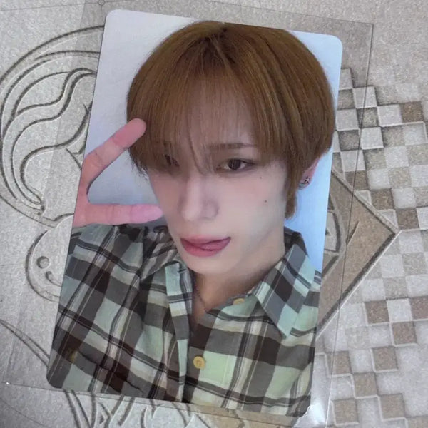 [BUNJANG] XLOV Tokyo Concert Random Photocard Haru / 엑스러브 XLOV 도쿄콘서트 랜덤포카 하루