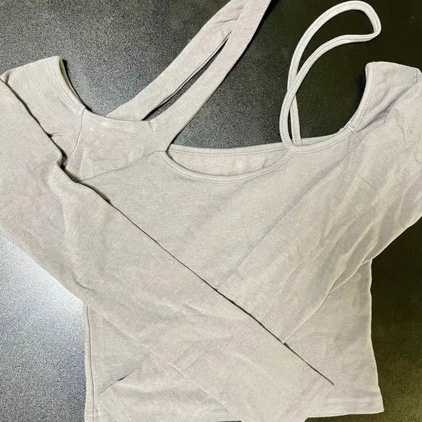 [BUNJANG] Diagonal Crop Top Long Sleeve Grey / 사선 크롭탑 긴팔 그레이