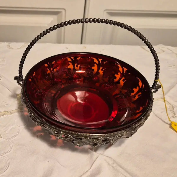[BUNJANG] Elkington Silverplate Grapevine Cranberry Glass Basket / [영국 앤틱] 엘킹턴(Elkington) 실버플레이트 포도덩굴 크랜베리 글라스 바스켓