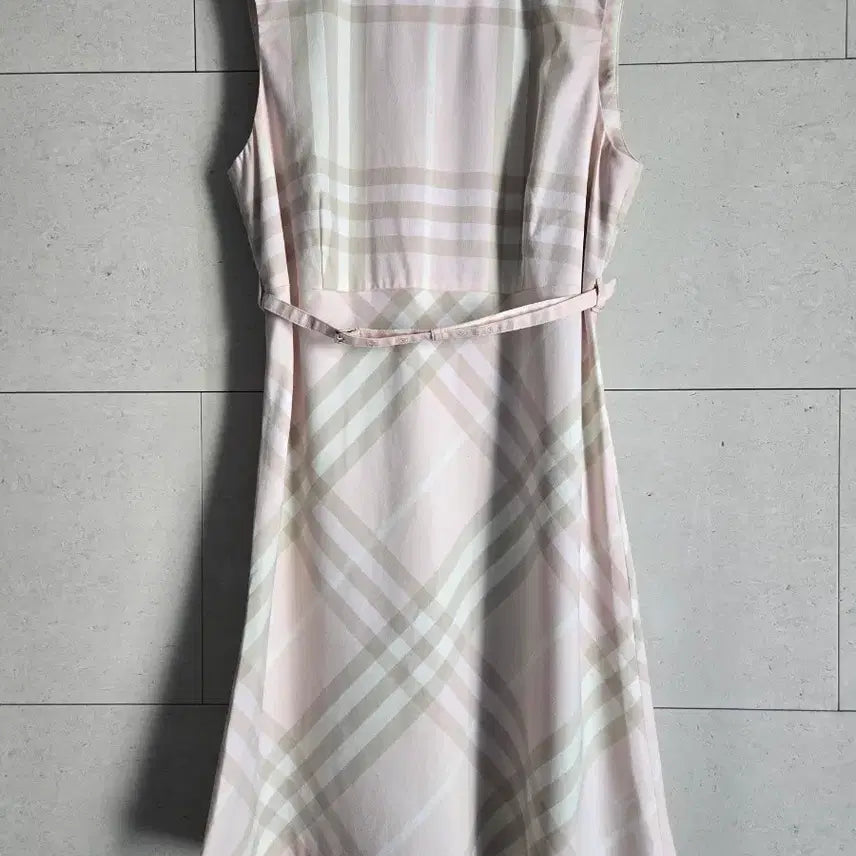 [BUNJANG] Burberry Pink Check Sleeveless Midi Dress / 정품) 버버리 민소매 핑크 체크 원피스 (국내 정식 백화점 라벨)