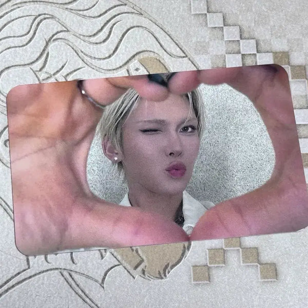 [BUNJANG] Xlove EXO Random Photocard XUHYUN / 엑스러브 XLOV 아이갓 랜덤포카 현