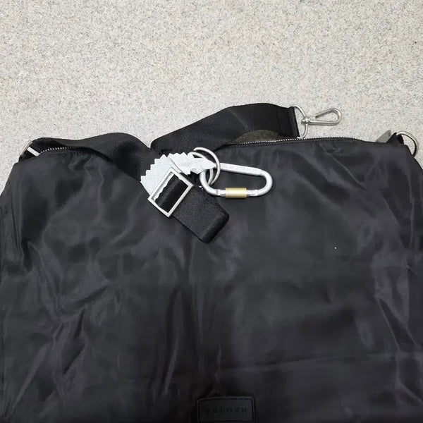 [BUNJANG] BTS Jungkook GOLDEN Shoulder Bag / BTS 정국 GOLDEN 숄더백 (포토카드미포함)