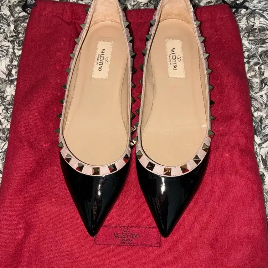 [BUNJANG] Valentino Studded Flats / 발렌티노 스터드 플랫 37