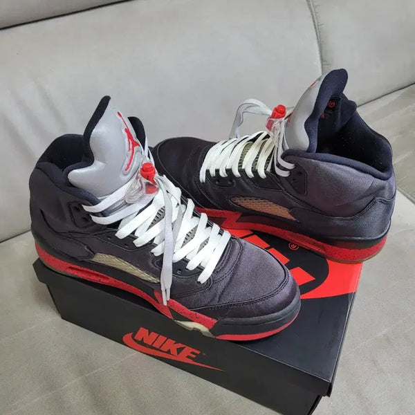 [BUNJANG] Nike Air Jordan 5 Satin Bred / 나이키 에어조던 5 사틴 브레드 270 / (265,260)