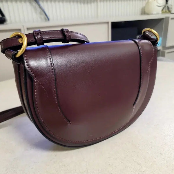 [BUNJANG] ZARA Wine Half Moon Shoulder Bag / 자라 와인색 하프문 숄더백