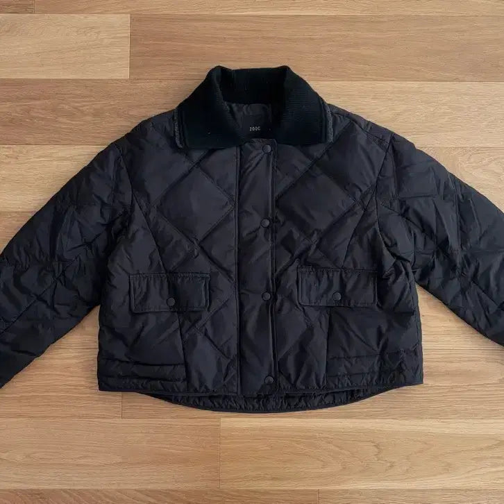 [BUNJANG] Juke Knit Collar Quilting Goose Down Short Padding / 주크 니트카라 퀼팅 구스다운 숏 패딩 55