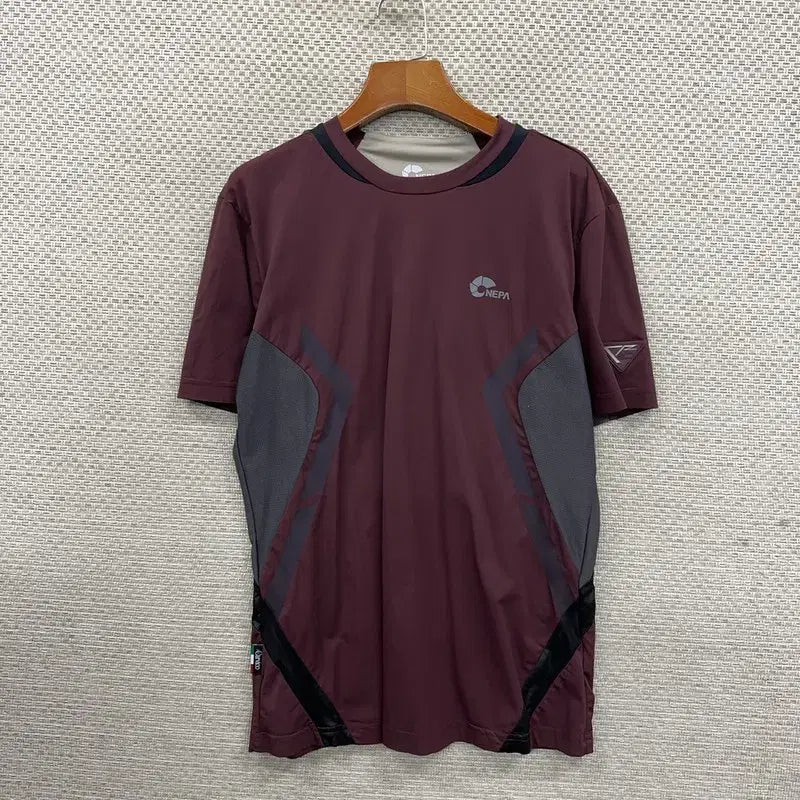 [BUNJANG] Nepa Hiking Short-Sleeve T-Shirt Size 100 / 네파 등산 반팔티 100 H00573