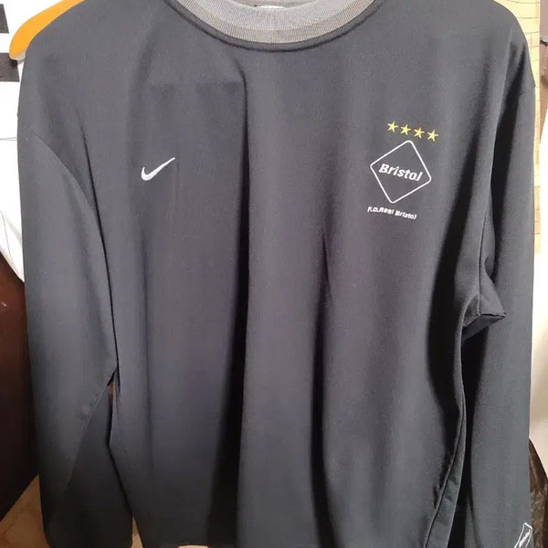 [BUNJANG] Nike Bristol Nylon Sweatshirt Medium / 나이키 브리스톨 맨투맨 티셔츠 블랙 빈티지 레어 유니크 나일론 미듐