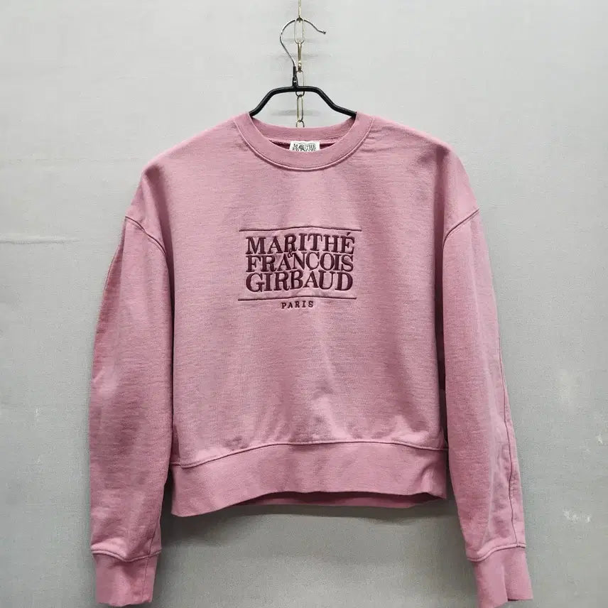 [BUNJANG] Marithe Francois Girbaud Big Logo Embroidered Cropped Sweatshirt / 마리떼 프랑소와저버 빅로고자수 크롭 맨투맨 S(M~L)