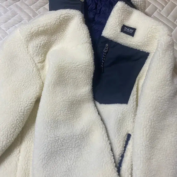 [BUNJANG] TAEHYUNG Reversible Fleece Jacket / 타이온 리버서블 후리스