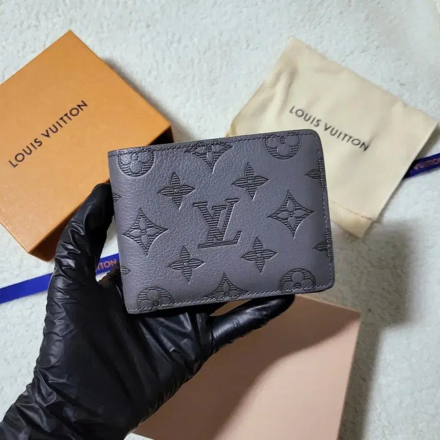 [BUNJANG] Louis Vuitton Shadow Multiple Wallet Grey / [새상품급/풀구성] 루이비통 쉐도우 멀티플 반지갑 그레이
