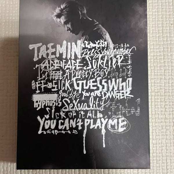 [BUNJANG] Taemin OFF-SICK Postcard Book / 태민 OFF-SICK 엽서북