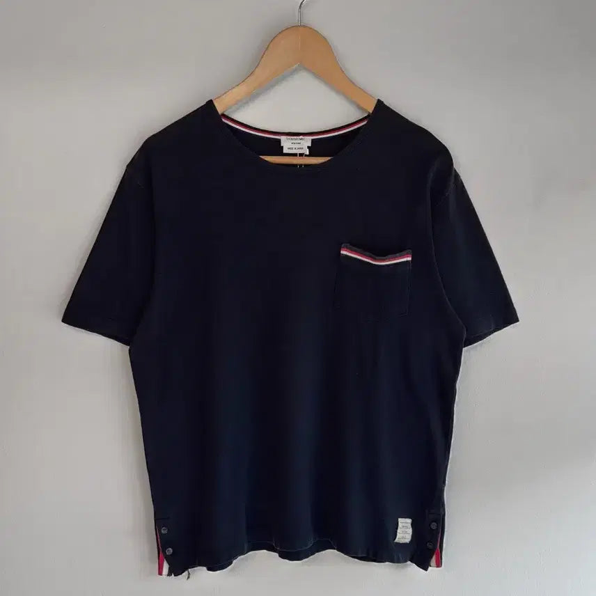 [BUNJANG] Thom Browne Navy Cotton Pocket Short-Sleeve T-Shirt / 톰브라운 네이비 코튼 포켓 반팔티셔츠