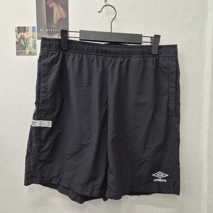 [BUNJANG] Umbro Black L Size Shorts / 깔끔한 블랙 색상의 엄브로 반바지L
