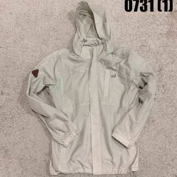 [BUNJANG] Prospecs Women's Beige Windbreaker Jacket / 프로스펙스 여성 바람막이 자켓 베이지