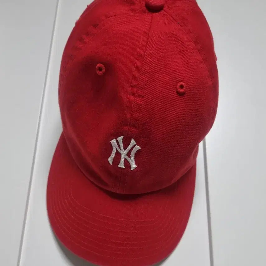 [BUNJANG] 47 Brand Small Logo Red Baseball Cap / 반택포) 47브랜드 볼캡 스몰로고 레드