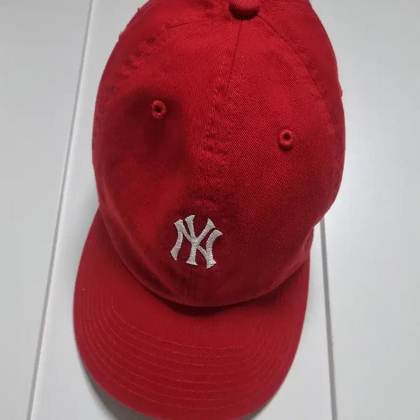 [BUNJANG] 47 Brand Small Logo Red Baseball Cap / 반택포) 47브랜드 볼캡 스몰로고 레드