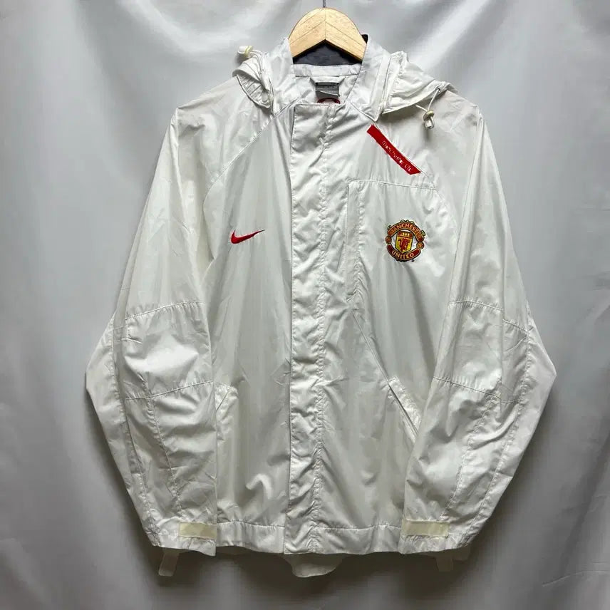 [BUNJANG] Nike Manchester United 07-08 White Training Windbreaker Jacket (Size M) / [정품/100] 나이키 맨유 07-08 화이트 트레이닝 바람막이