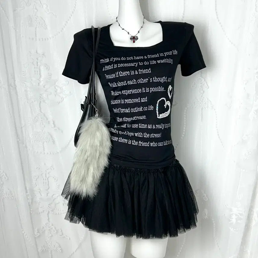 [BUNJANG] Heart Sequin Square Neck Top / 하트 스팽글 스퀘어넥 탑