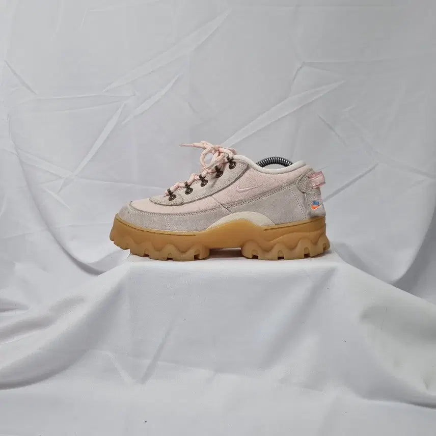[BUNJANG] Nike Lahar Low SE Pink Sneakers / 빈티지하서 230 나이키 라하르 로우 se 핑크 스니커즈 운동화