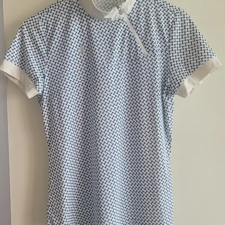 [BUNJANG] Munsingwear Women's Short Sleeve Golf Top Size 85 / 여성골프반팔 먼싱웨어 85사이즈
