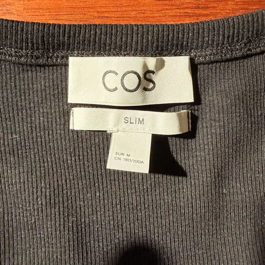 [BUNJANG] COS Ribbed Sleeveless Top M / cos 리브드 슬리브리스 m(100) (2024)