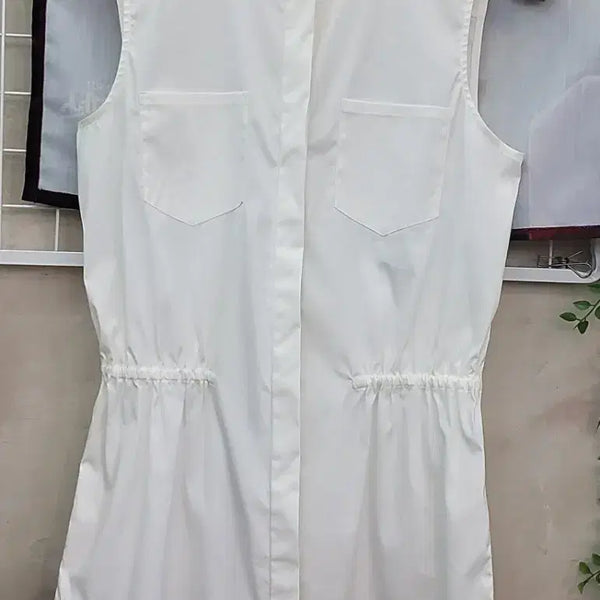 [BUNJANG] Theory Sleeveless Top / 띠어리 민소매 탑(44-66)