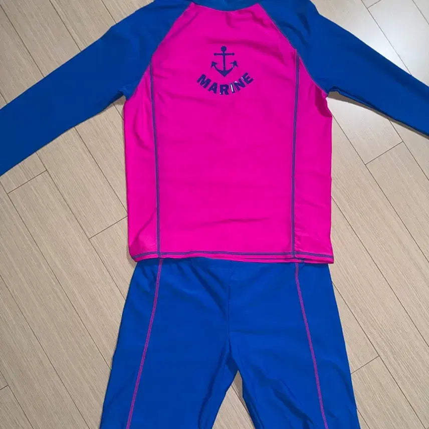 [BUNJANG] Pink Blue Swimsuit Set Size 160 / (거의새상품) 핑크 블루 수영복 세트 160 사이즈