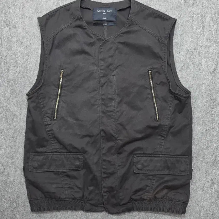 [BUNJANG] Matin Kim Coated Utility Cotton Two-Way Vest / 마뗑킴 코티드 유틸리티 코튼 투웨이 베스트 조끼 F