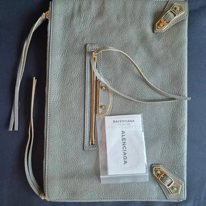 [BUNJANG] Balenciaga Classic City Clutch Grey / 발렌시아가 클래식 시티 클러치 그레이