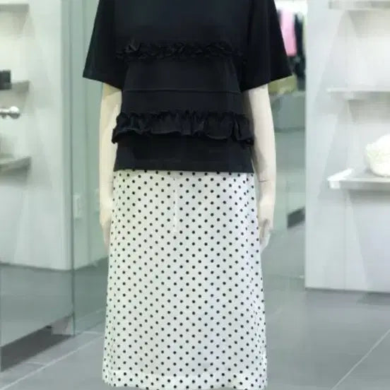 [BUNJANG] Lucky Chouette Frill Short Sleeve T-Shirt / 럭키슈에뜨 프릴 반팔 티셔츠