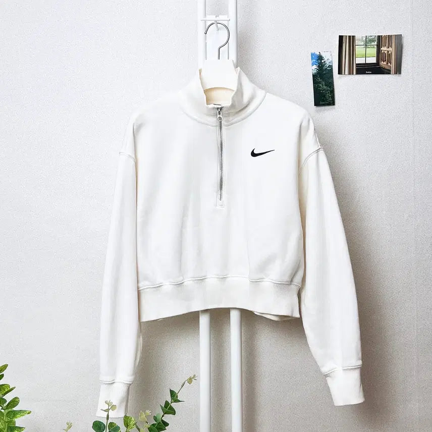 [BUNJANG] Nike Women's Half-Zip Cropped Sweatshirt M / 나이키 여성 반집업 크롭 맨투맨 M