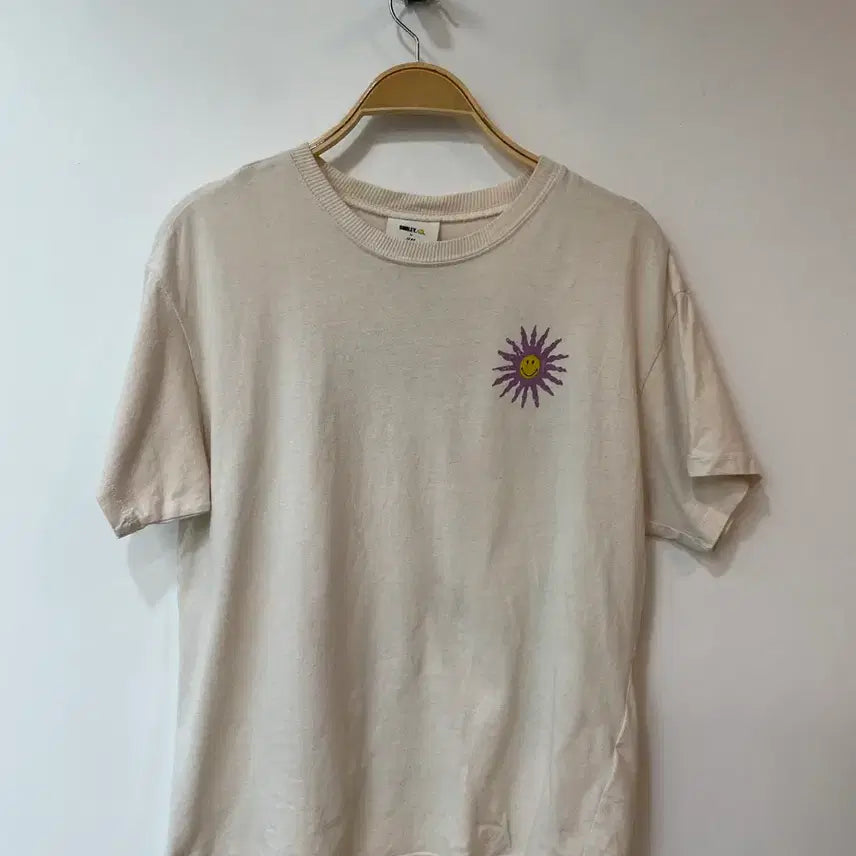 [BUNJANG] H&M Smiley Collaboration Printed Short Sleeve T-Shirt XS / H&m smily 콜라보 프린팅 아이보리 반팔 xs