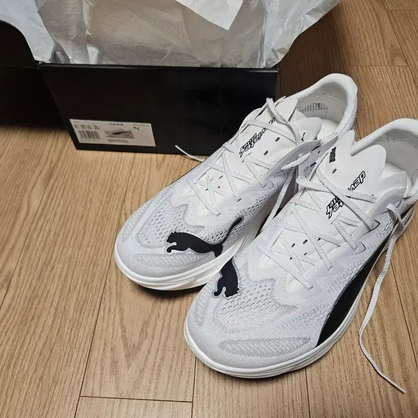 [BUNJANG] Puma Deviate Nitro Elite 4 White Black Running Shoes / (새상품) 퓨마 디비에이트 나이트로 엘리트4(디나엘4) 275 판매