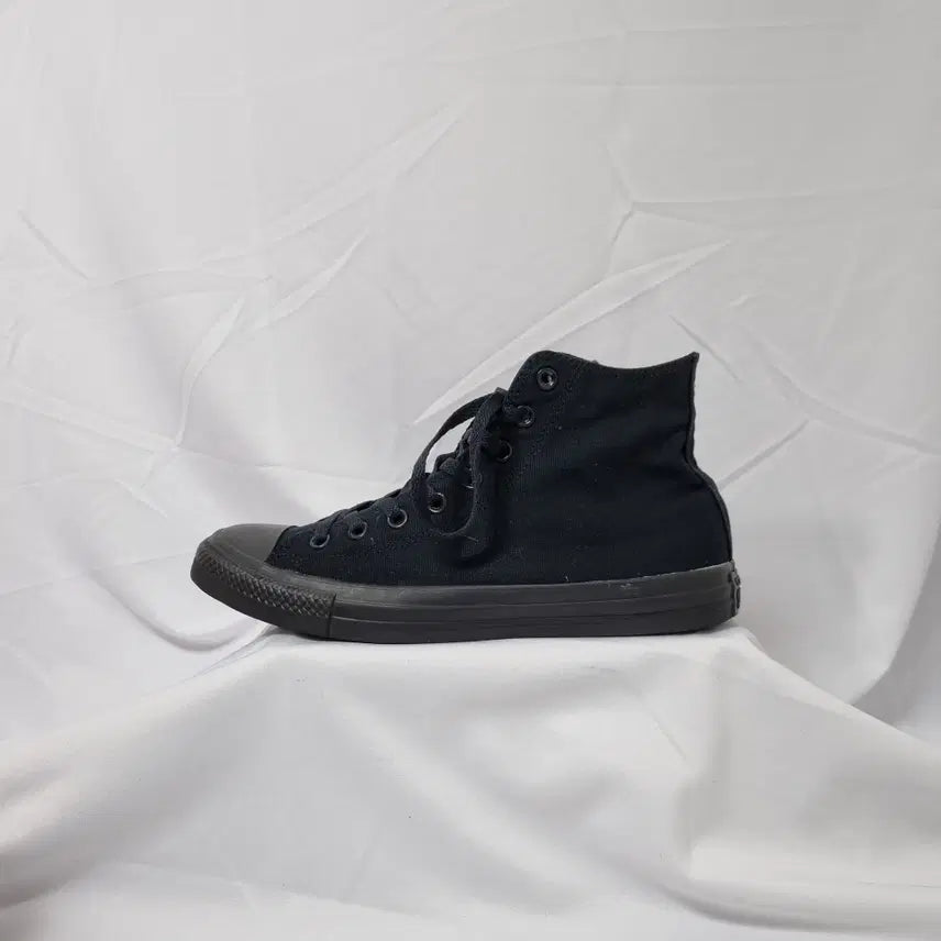 [BUNJANG] Vintage Converse Chuck Taylor All Star Monochrome High-Top Sneakers / 빈티지하서 280 컨버스 척테일러 올스타 모노크롬 하이 스니커즈 운동화 올블랙