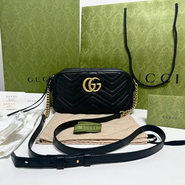 [BUNJANG] Gucci GG Marmont Matelassé Small Crossbody Camera Bag / [공식매장구매/구성품포함] 구찌 gg마몽 마틀라세 스몰 크로스백 카메라백