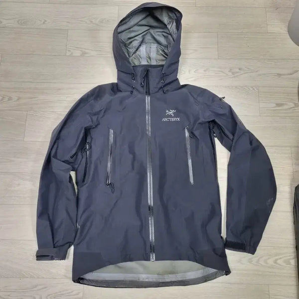[BUNJANG] Arc'teryx Beta AR Windbreaker / 아크테릭스 세타ar 바람막이 (s, 정품)