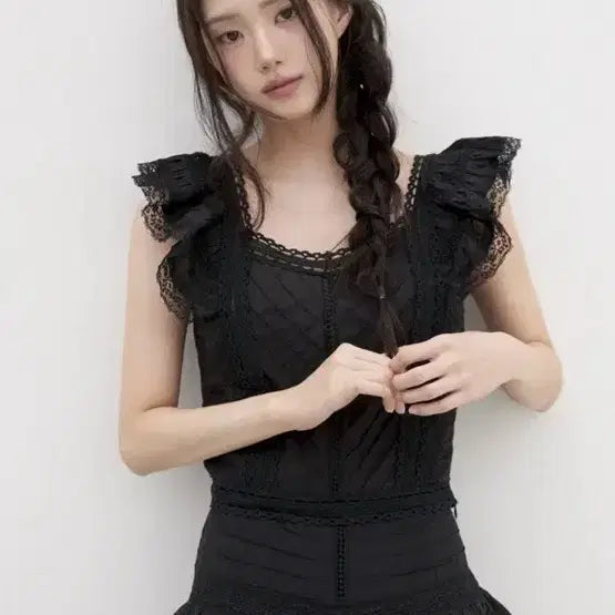 [BUNJANG] La Belle Blanc Lulu Setup Set M Black Lace Skirt / 라벨르블랑 루루셋업 M