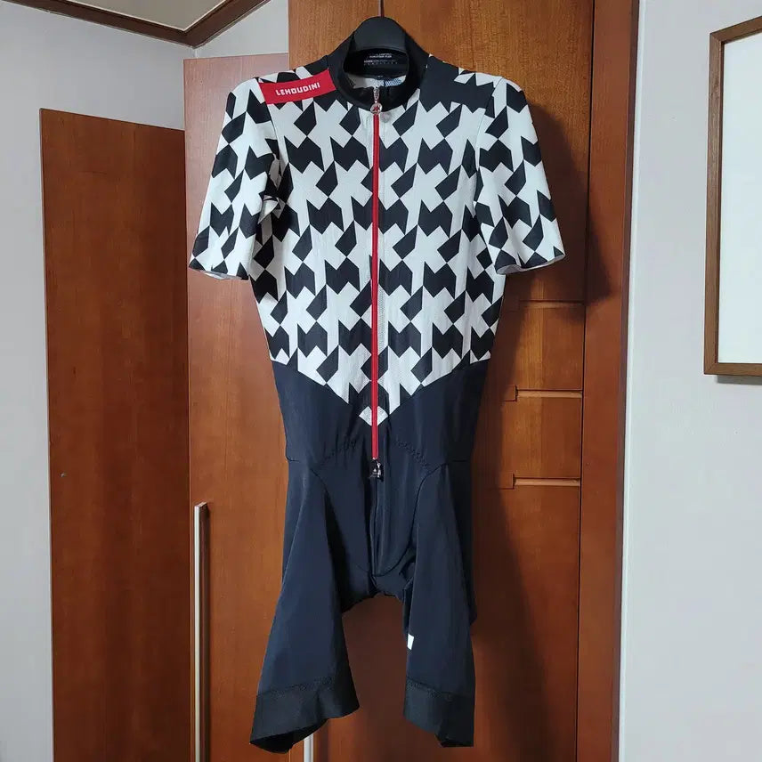 [BUNJANG] Assos Rhodoini RS Aero Road Suit S9 / 아소스 르호드리니 RS 에어로 로드 슈트 S9