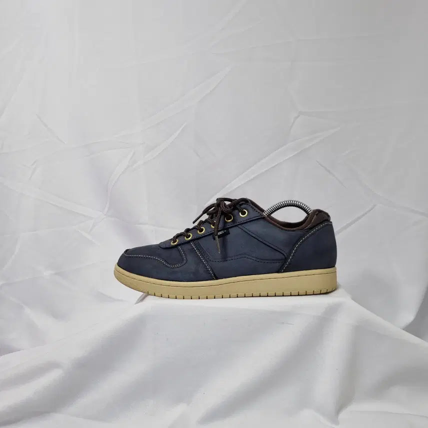 [BUNJANG] Vans Walkerbee Low Sneakers / 빈티지하서 270 반스 워커비 로우 스니커즈 운동화