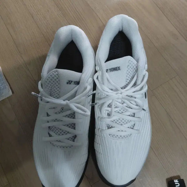 [BUNJANG] Yonex Badminton Shoes Size 265 White / 요넥스신발265