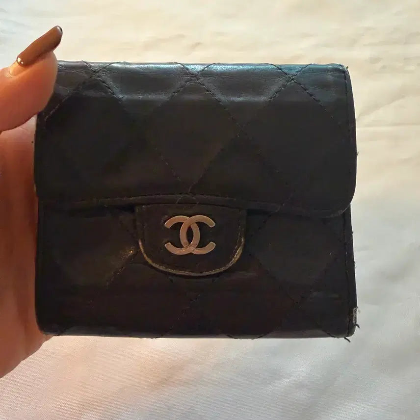 [BUNJANG] Chanel Quilted Leather Wallet Black / 샤넬 퀼팅 지갑 블랙