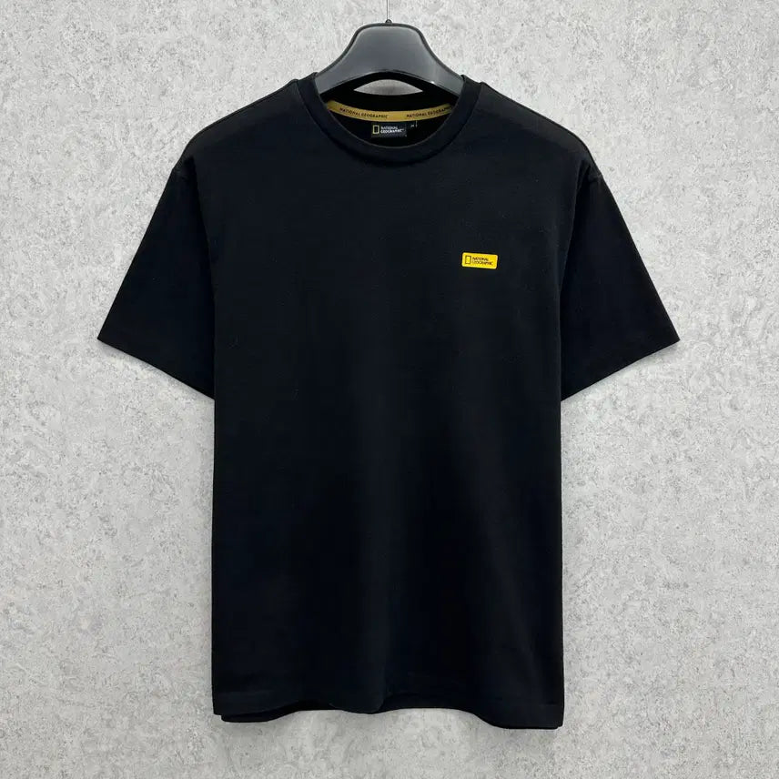 [BUNJANG] National Geographic Men's T-Shirt Size M / 95 내셔널지오그래픽 남자 반팔 티셔츠