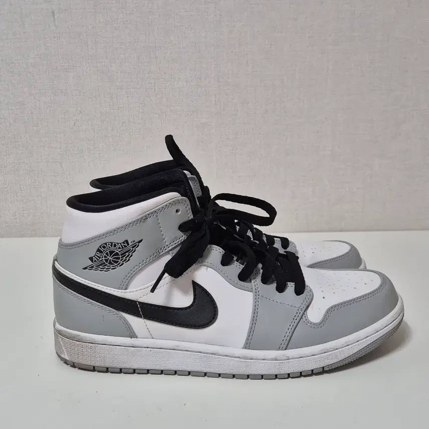 [BUNJANG] Air Jordan 1 Mid Light Smoke Grey (265mm) / (265mm) 조던 1 미드 라이트 스모크 그레이