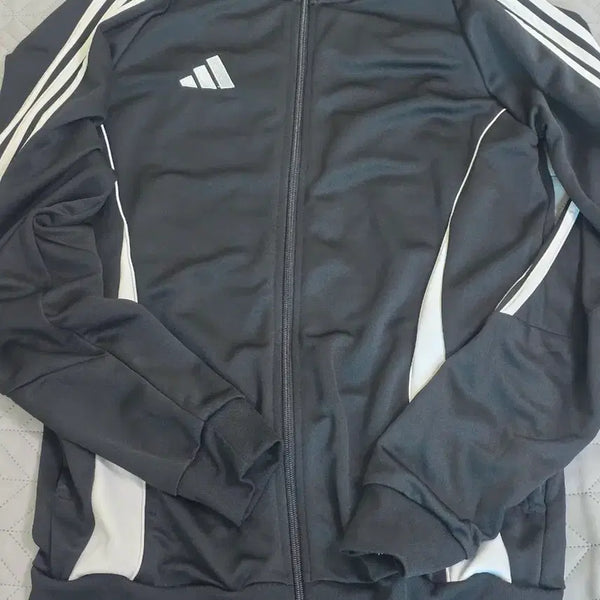 [BUNJANG] Adidas Track Top / *급처* 아디다스 트랙탑