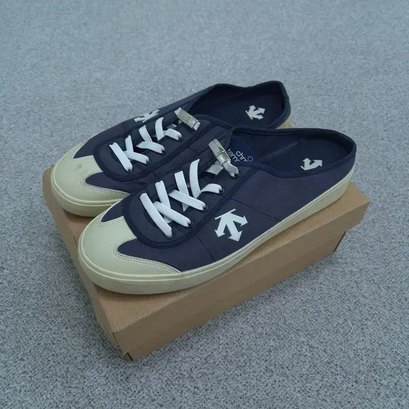 [BUNJANG] Descente Slip-On Sneakers 275 / 275 데상트 슬립온 | 0731C07