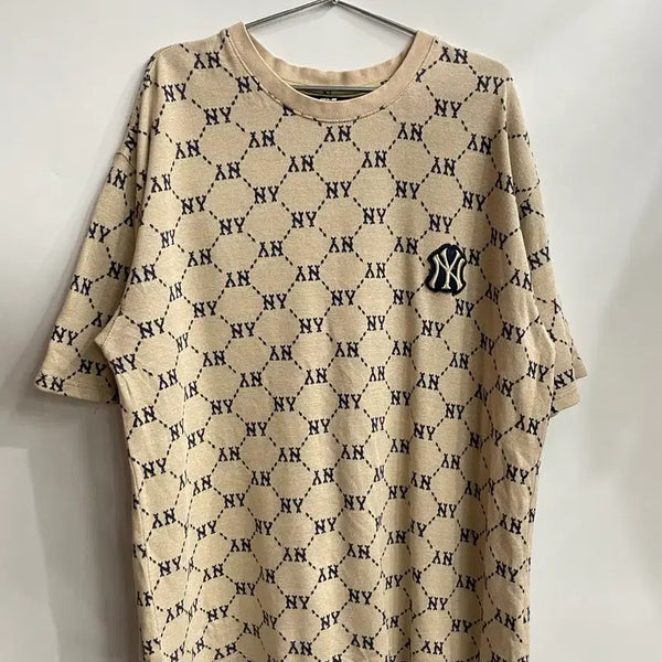 [BUNJANG] MLB New York Yankees Monogram Oversized Short-Sleeve T-Shirt Beige / [L/100] 엠엘비 MLB 뉴욕양키스 모노그램 오버핏 반팔 티셔츠 베이지 2.0