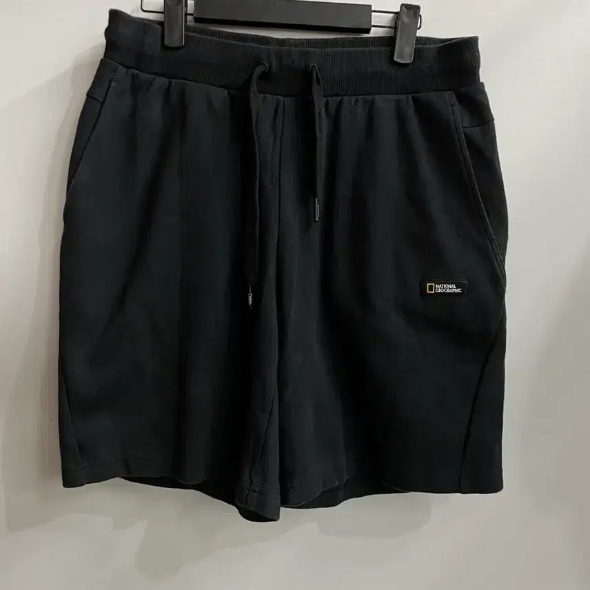 [BUNJANG] National Geographic Sweat Shorts Black 2.0 / [81/32] 내셔널지오그래픽 National Geographic 스웻 반바지 블랙 2.0