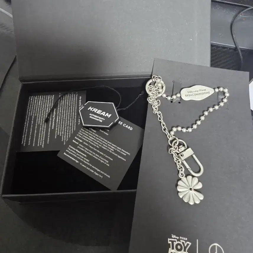 [BUNJANG] Casetify x Peace Minus One x Toy Story Collaboration Keychain Strap / 케이스티파이 피스마이너스원 토이스토리 키 패션 체인 스트랩
